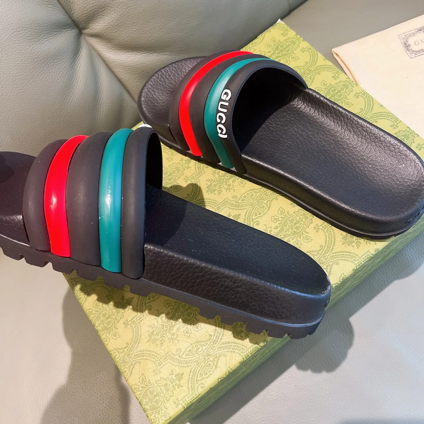 Men's Men's Shoes 130🐮🐮Gucci Gucci Slippers Gucci 2024 latest beach sandals slippers Original molding double G LOGO Original molding consistent Outsole: Men's Men's Shoes u double-layer outsole Size: 35-46